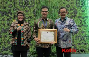 Konsisten Mendukung Pembangunan Lingkungan, Kang DS Raih Penghargaan dari Kementerian LH Tiga Kali Berturut-turut