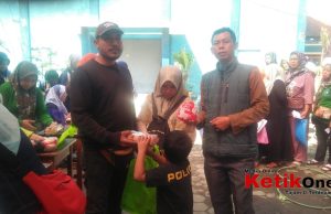 TKSK Kecamatan Margaasih Salurkan Bantuan Rawan Stunting Sebanyak 673 KRS