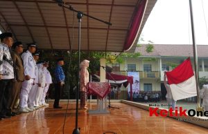 Forkopimcam Margahayu laksanakan Upacara HUT Ke-79 Kemerdekaan RI Di SMAN 1 Margahayu