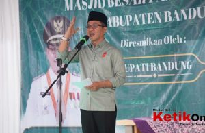 Bupati Bandung Resmikan Masjid Besar Pameungpeuk, Ini Harapannya