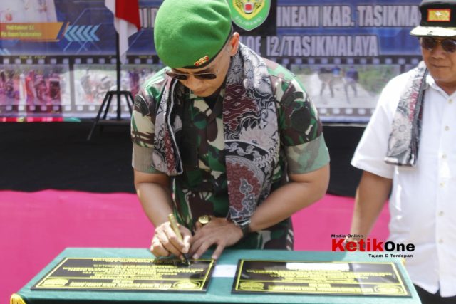 Picsart_24-10-16_17-32-38-130