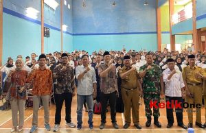Panwascam Margaasih Lantik Dan Ambil Sumpah Para Pengawas Tempat Pemungutan Suara (PTPS) Sebanyak 233 Orang