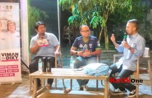 Meski Cuaca Hujan, TERKONEKSI Part-4 Viman Diki Terus Semangat Hadir Sebagai Ruang Diskusi