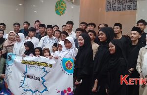 Peduli Pada Anak Yatim Karang Taruna 07 Adakan Kegiatan “Berbagi Itu Indah”