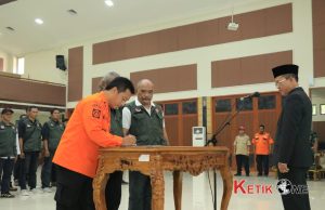 Bupati Dadang Supriatna Lantik Pengurus FPRB Kabupaten Bandung Periode 2024-2028