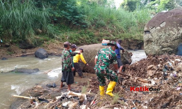 Picsart_24-12-24_11-14-47-992