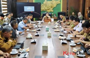 Bupati Bandung Terbitkan SK Satgas Pengendalian Penataan Ruang, Penyelenggaraan Bangunan Gedung dan Perizinan Berusaha.