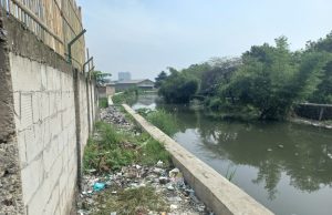 Miris !!! Tanah Bantaran Sungai Cikapundung Diduga Dijual Belikan