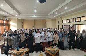 TP – PKK Kecamatan Kutawaringin Gelar Pengajian Bulanan