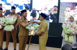 Bupati KDS Luncurkan Buku Aksara Swara, Wujud Komitmen Perkuat Budaya Sunda