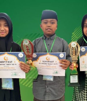 Tiga Santri Binaan Pesantren Tahfidz An-Najah Meraih Prestasi di Ajang Smartren Al-Hidayah 2025