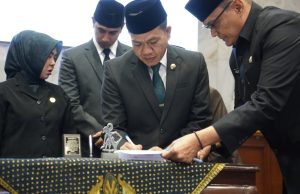 Perda Gedung dan Bangunan Disahkan, Bupati Bandung: Tidak Boleh Ada Rumah Membelakangi Sungai