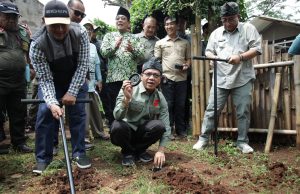 Program 100 Hari Kerja Bupati Bandung: DLH Laksanakan Gerakan Pengendalian Perubahan Iklim