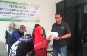 Pemdes Gajahmekar Berikan BLT DD Sebanyak 45 KPM
