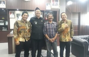 Wawalkot Diky Candra Sambut Kedatangan Dosen Unper