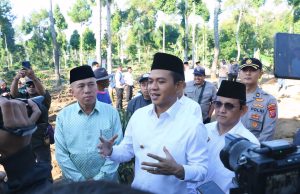 Tak Biasa! Bupati Bandung Lantik Ratusan Pejabat di Hulu Sungai Citarum