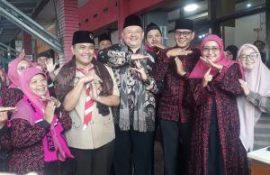 Bersama Taza Tours Diky Candra Lepas Para Jema’ah Umroh