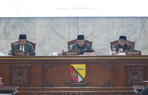 Rapat Paripurna DPRD Kabupaten Bandung Tentang Raperda APBD Tahun Anggaran 2026