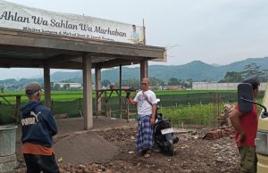 H. Andris Fajar Berharap Dalam Peletakan Batu Pertama Di Ponpesnya Bupati Bandung Dan Tokoh Agama Bisa Hadir