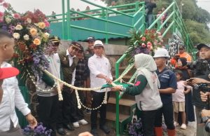 Kang DS Temukan Pemakaian Jembatan Penyebrangan Lamajang