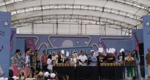 Kupat Tanjung Pecahkan Rekor Dunia MURI dalam Perayaan Hari Jadi ke-24 Kota Tasikmalaya