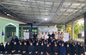 BMH Cirebon dan Askrindo Syariah Pusat Gelar Program Berbagi Kebahagiaan dalam Kebersamaan di Hari Santri Nasional 2025