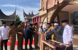Gubernur Mahyeldi Resmikan Penggunaan Gedung Baru MUI Sumbar