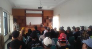 Pemerintah Desa Gajahmekar Berikan Insentif Pada Ketua Rw Dan Rt