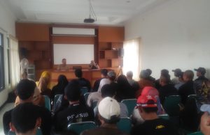 Pemerintah Desa Gajahmekar Berikan Insentif Pada Ketua Rw Dan Rt