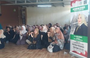 Gerak Nyata Hj.Nurjanah, Dari Menyapa Warga hingga Membagikan 550 Paket Sembako