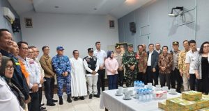 Rombongan Bupati Bandung dan Ketua DPRD Tiba di Geraja Katolik Santo Martinus Sulaiman