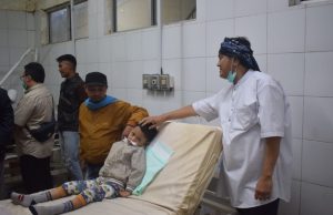 Dampingi Walikota Malam Tahun Baru, Wawali Diky Candra Sambangi Pasien RSUD
