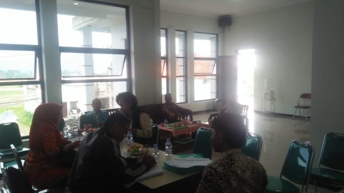 Moniitoring Dan Evaluasi Hari Keempat Dilaksanakan Di Desa Pameuntasan