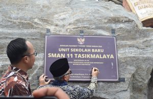 Langkah Nyata Tingkatkan Mutu Pendidikan, Wamendik RI Resmikan SMAN 11 Kota Tasikmalaya