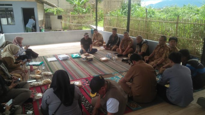 Monev Terakhir Pemerintah Kecamatan Kutawaringin Dilaksanakan Di Desa Gajahmekar