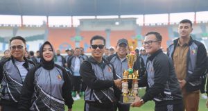Perkuat Silaturahmi Jalin Kekompakan, Bupati Bandung Dukung POR DPRD