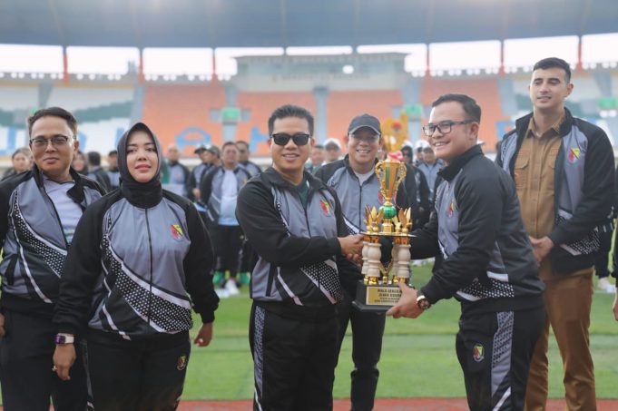 Perkuat Silaturahmi Jalin Kekompakan, Bupati Bandung Dukung POR DPRD
