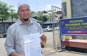 Menang Lelang, Dua Tahun Tak Bisa Tempati Rumah, H. Aang Lapor Polisi