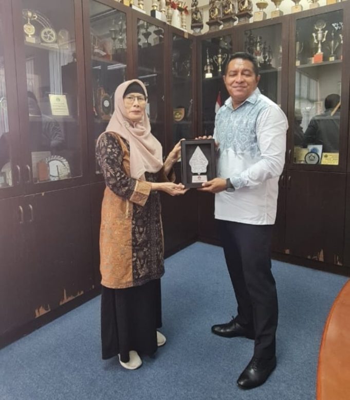FPIPS UPI Bekerjasama Dengan Sekolah Indonesia Singapura, Untuk Kemajuan Pendidikan di NKRI