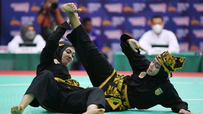 Menggali Jejak Pencak Silat,Kearifan Lokal dari Jawa Barat hingga Sumatra Barat