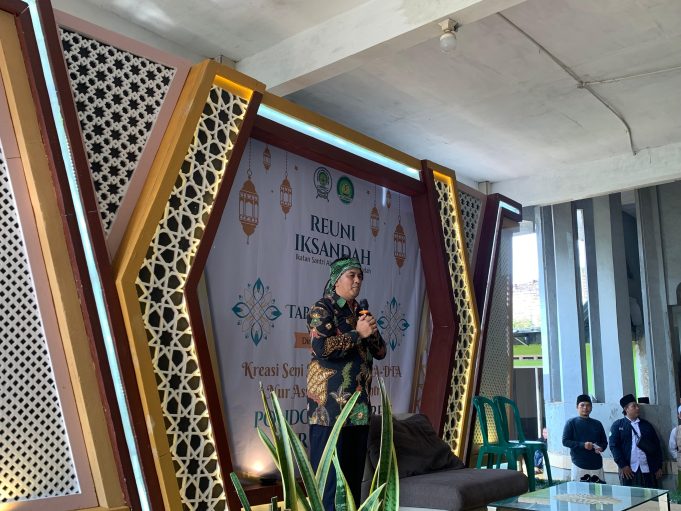 Cerdas Harus Berakhlak, Pesan Kuat Diky Candra untuk Generasi Masa Depan