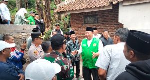 Legislator H. Krisna Alamsah Berikan Apresiasi Dan Dukungan Atas Relokasi Korban Longsor Di Kp. Condong