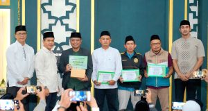 Bukti Kehadiran Pemerintah, Bupati Kang DS Serahkan Bantuan CPPD Kepada 28.370 Keluarga