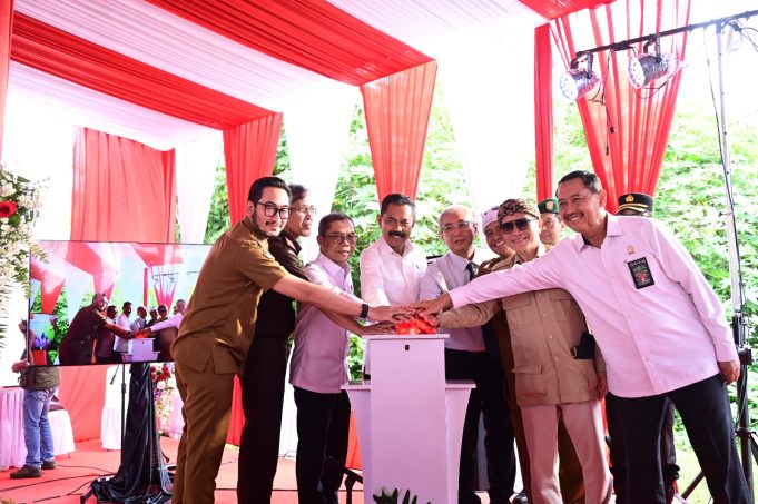 Kajati Jabar Dampingi Plt. Wakil Jaksa Agung Resmikan Groundbreaking Rumah Sakit Adhyaksa Jawa Barat