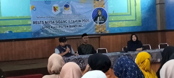 Legislator Hj. Aas Aisah Laksanakan Reses Pertama Di Gor Desa Mekarrahayu