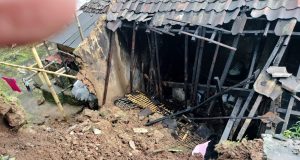 Dua Rumah Warga di Pasirjambu Tertimpa Longsor, Kerugian Capai Rp40 Juta