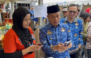 Bupati Kang DS Ajak Para ASN Gunakan Produk IKM/UMKM dan Belanja di Pasar Rakyat