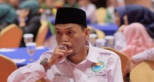 Aksi Evaluasi Kinerja Walikota Ricuh, IKA PMII Tasikmalaya Tagih Janji “Terkoneksi Tanpa Spasi”