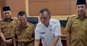 Keikhlasan dalam Tindakan, Wakil Bupati Asep Sopari Mendorong Perubahan Nyata