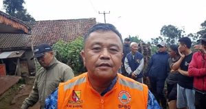 BPBD Kabupaten Bandung : Tebing Curam Longsor Timpa Rumah Warga di Pangalengan